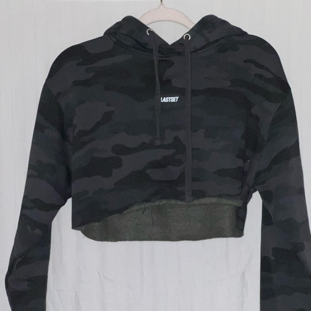 Last set crop hoodie
